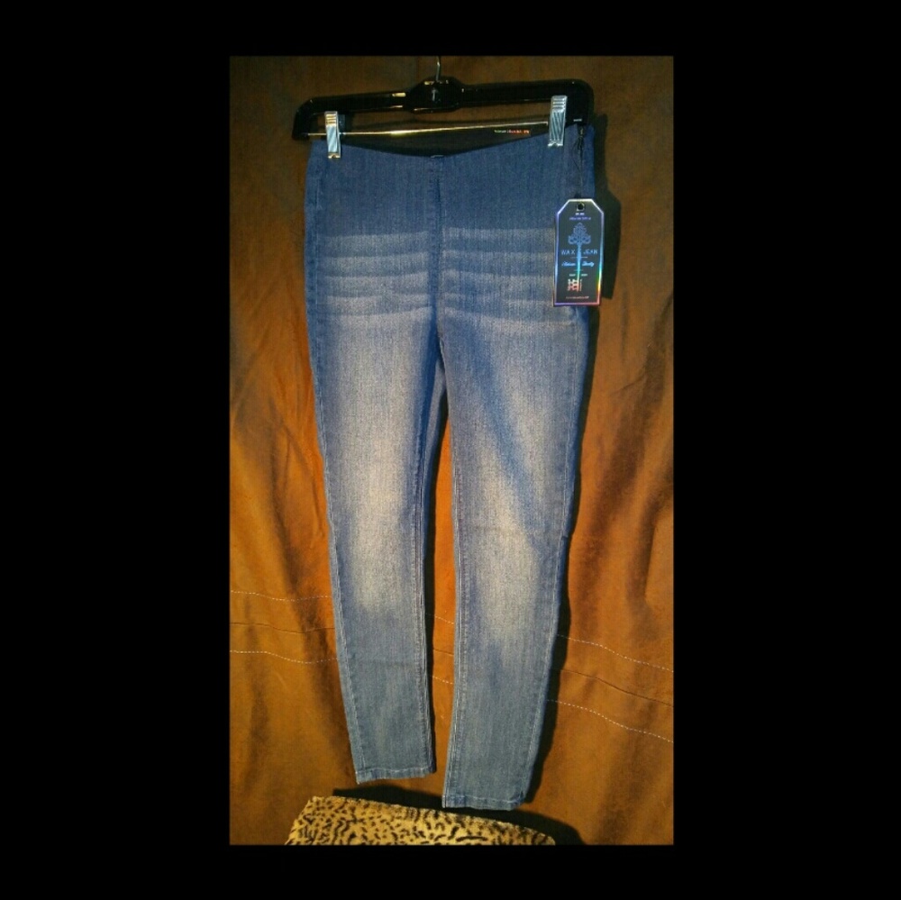 Capris Juniors